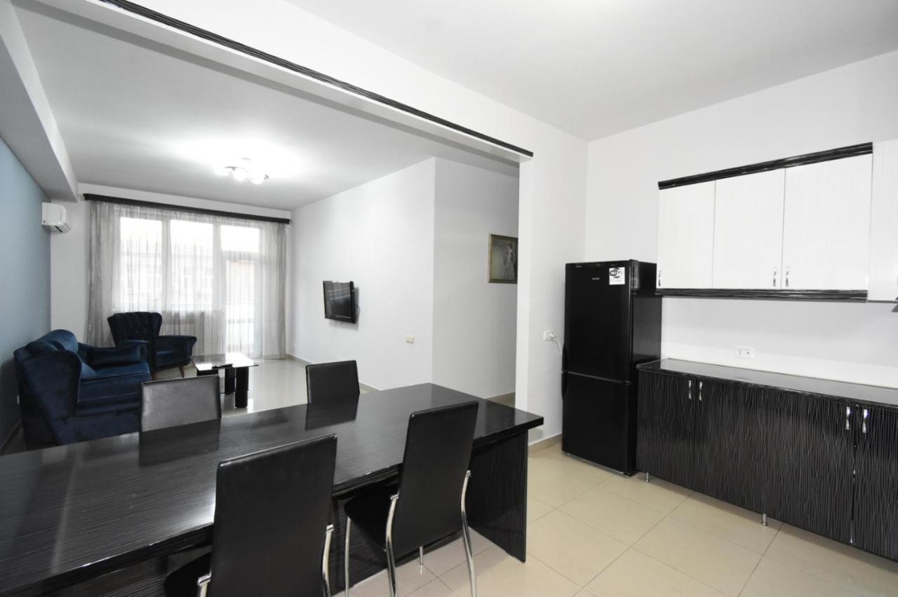 Mini Hotel Yerevan Luaran gambar