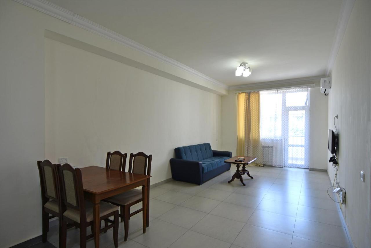 Mini Hotel Yerevan Luaran gambar